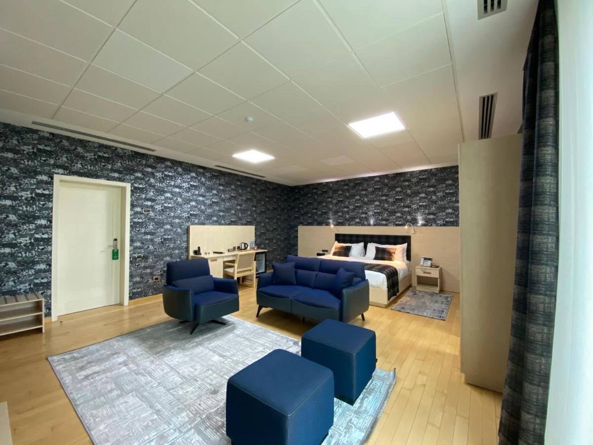 บาดัม อาร์ต บูทิก โฮเทล Hotel บากู ภายนอก รูปภาพ
