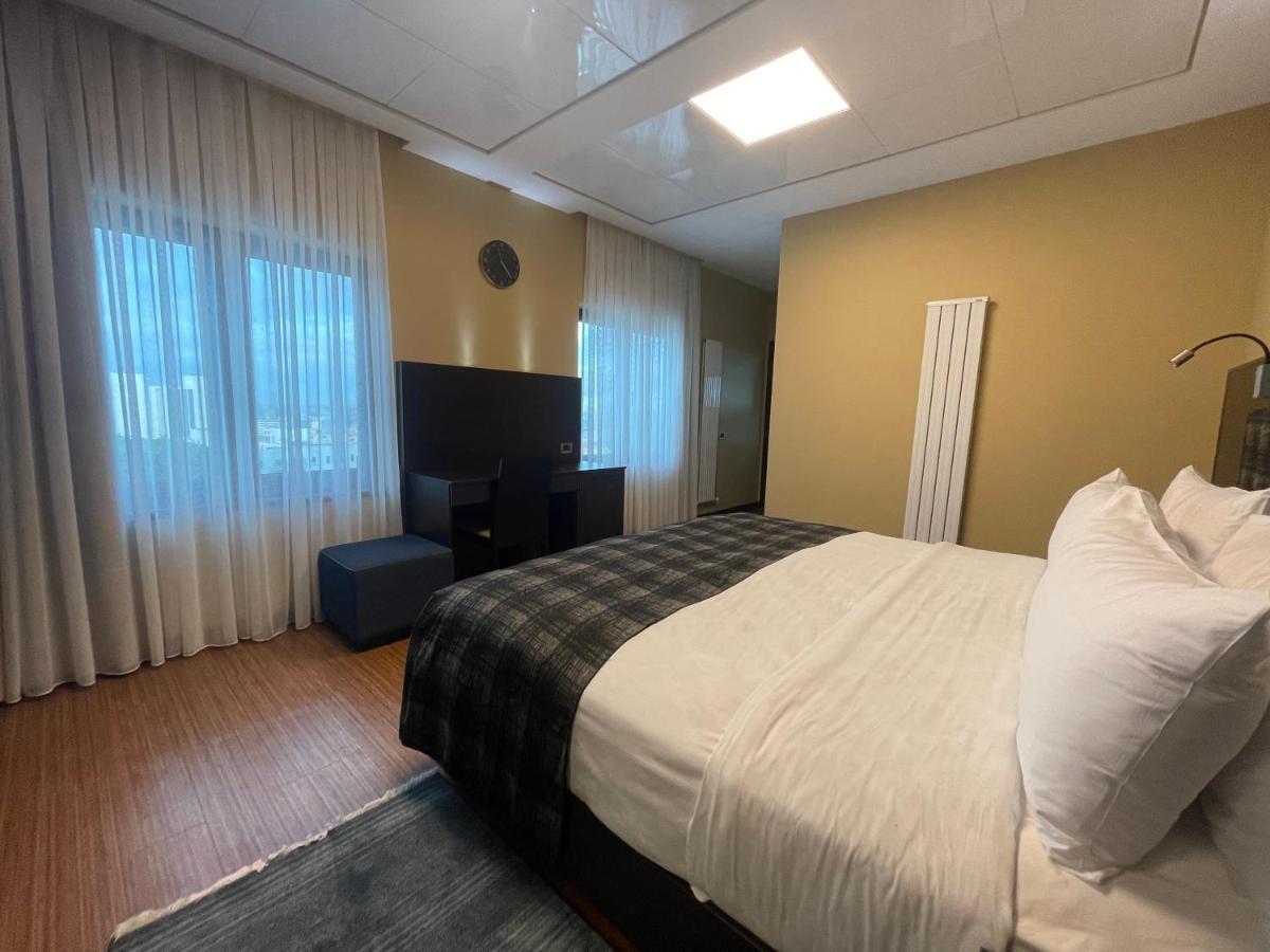 บาดัม อาร์ต บูทิก โฮเทล Hotel บากู ภายนอก รูปภาพ
