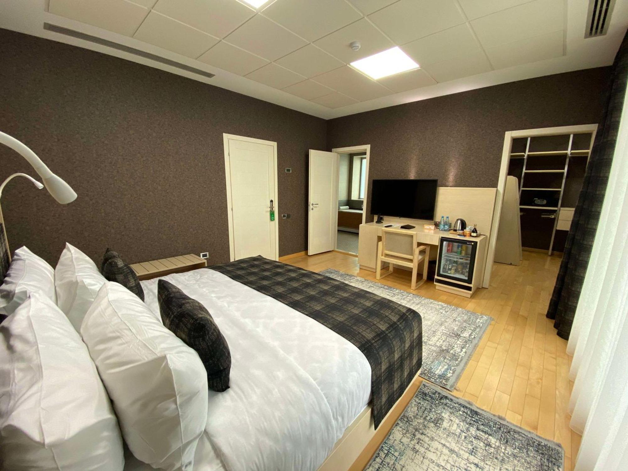 บาดัม อาร์ต บูทิก โฮเทล Hotel บากู ภายนอก รูปภาพ